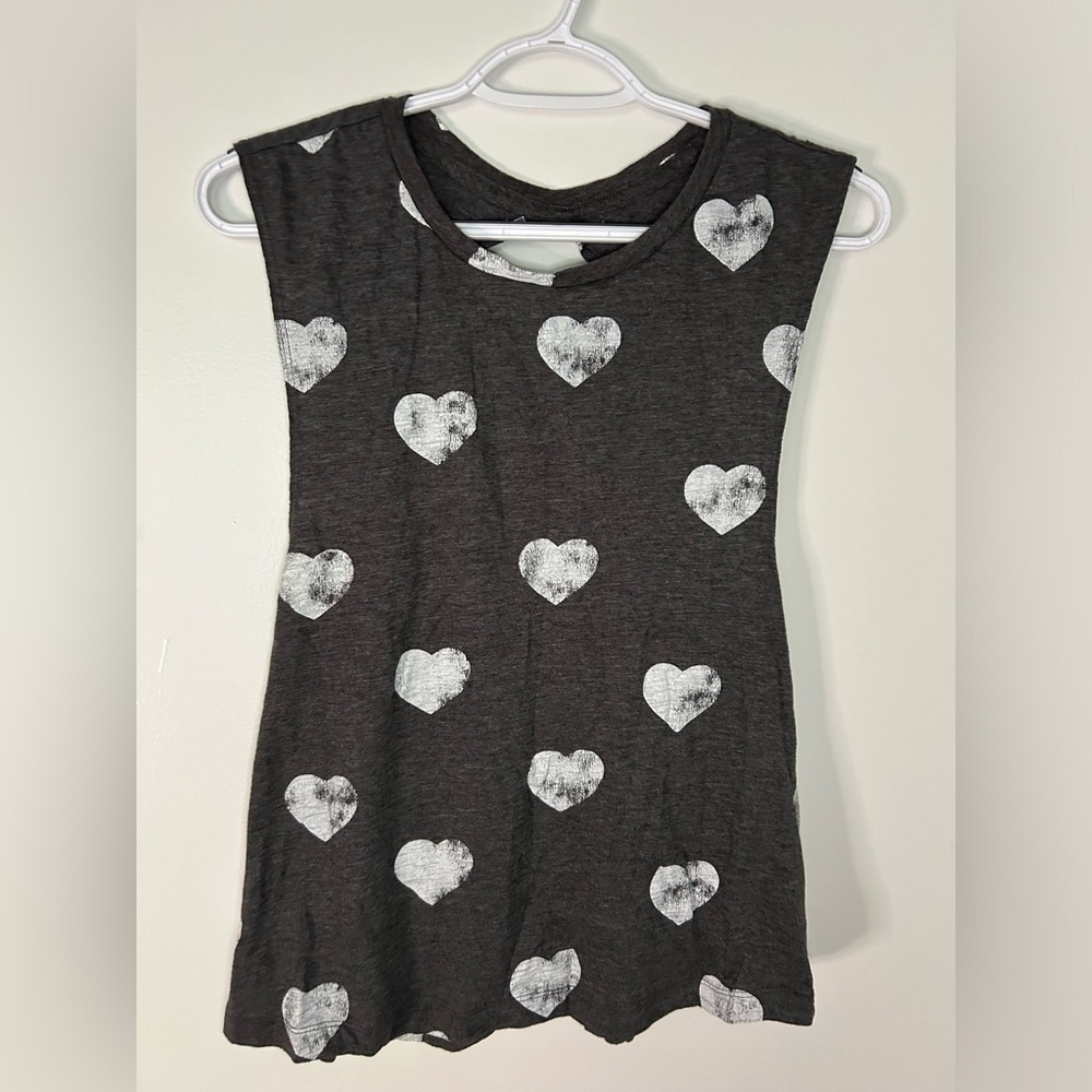 Grey tank w hearts